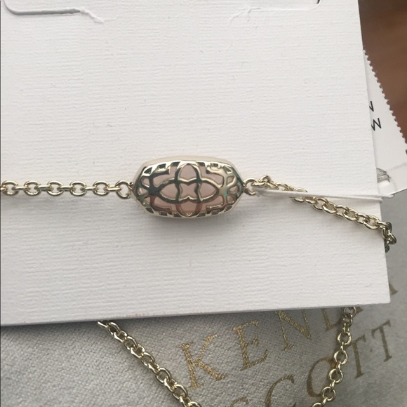 Kendra Scott Elaina bracelet - Picture 4 of 5